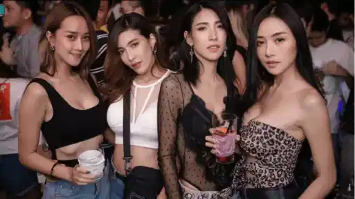 【真人/互动/SLG/动态/步兵】种马~骏马The Stallion~V0.13 安卓+PC-XDGAMES-专注单机游戏试玩及正版推荐!